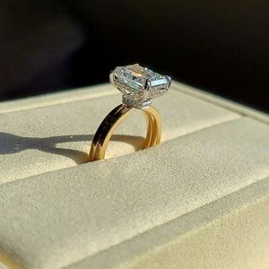 Solid 14k gold 3.5ct F VS2 lab radiant diamond ring and matching band